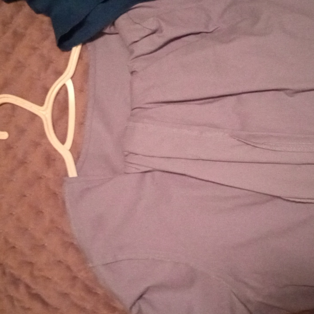 Women Medical Gently Used Scrubs